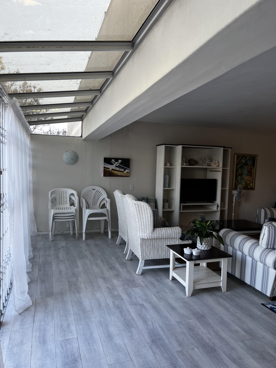 To Let 3 Bedroom Property for Rent in Poortjies Western Cape
